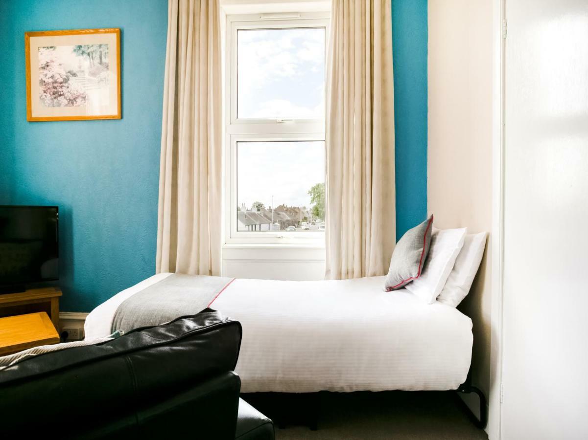 Corner Hotel Carnoustie Exterior photo